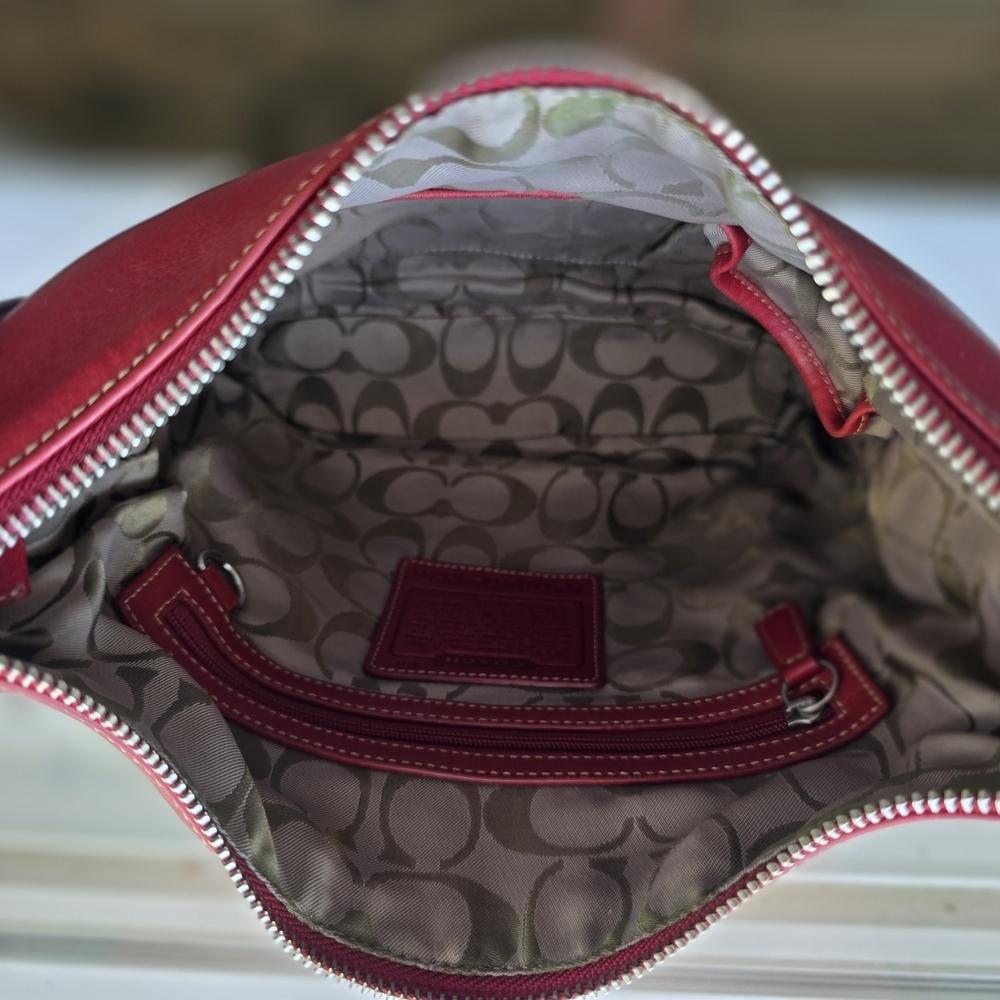 Vintage Coach Legacy Red Leather Slim Duffle Bag Y2K 2004 Crossbody Adjustable - Picture 12 of 15
